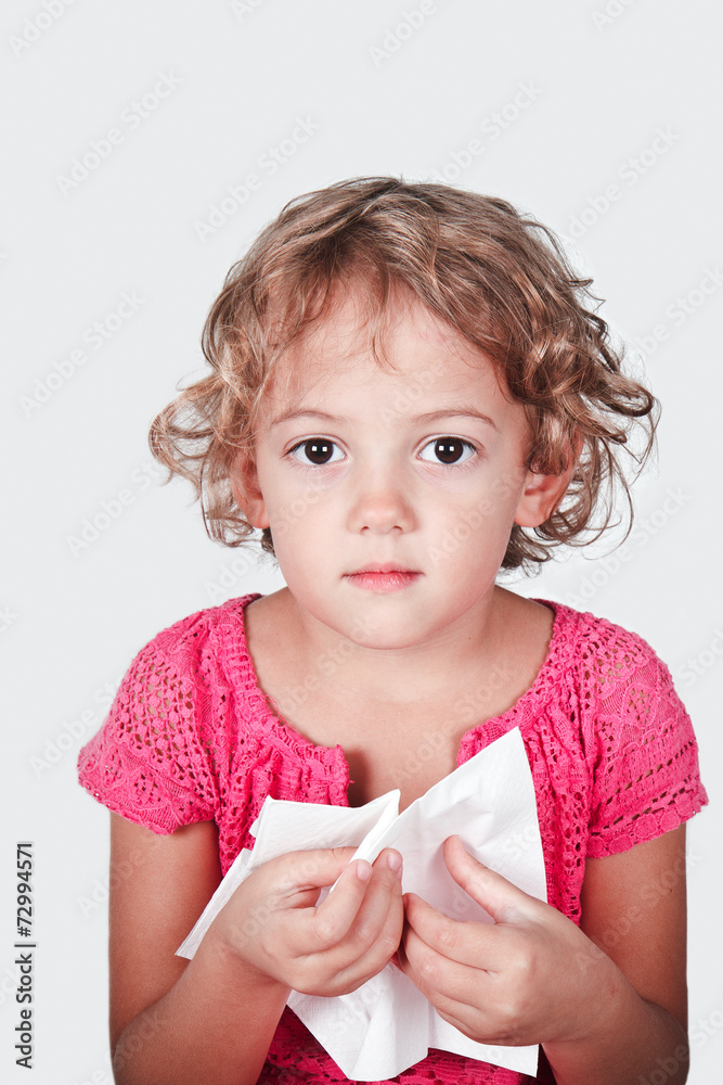 bambina con raffreddore - obrazy, fototapety, plakaty 