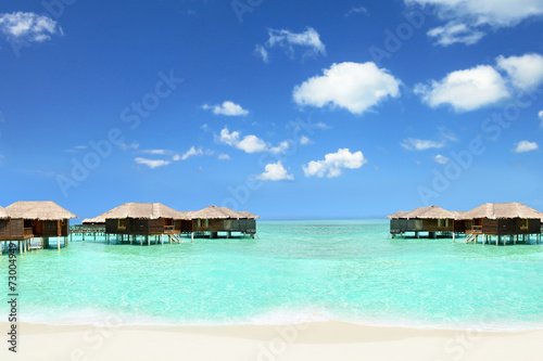 holiday in the Maldives in cottages on the water © Castigatio