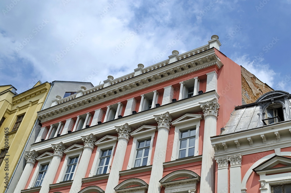 Obraz premium Old renovated building in centre of Plovdiv town