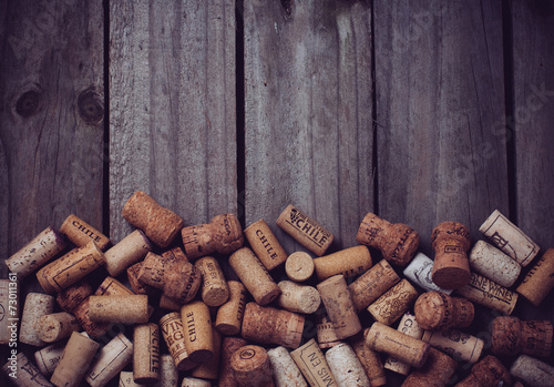 Lots of wine corks