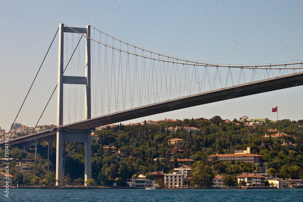 Naklejka premium Bosporus bridge in Istanbul