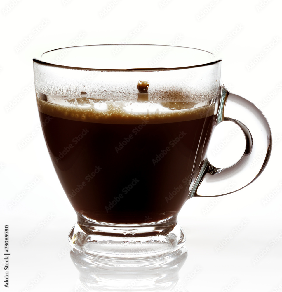 caffè caldo in tazza di vetro caffè caldo in tazza di vetro