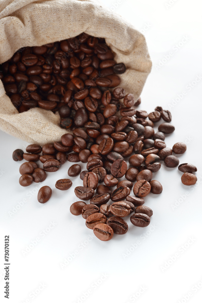 Naklejka premium caffè chicchi e sacco