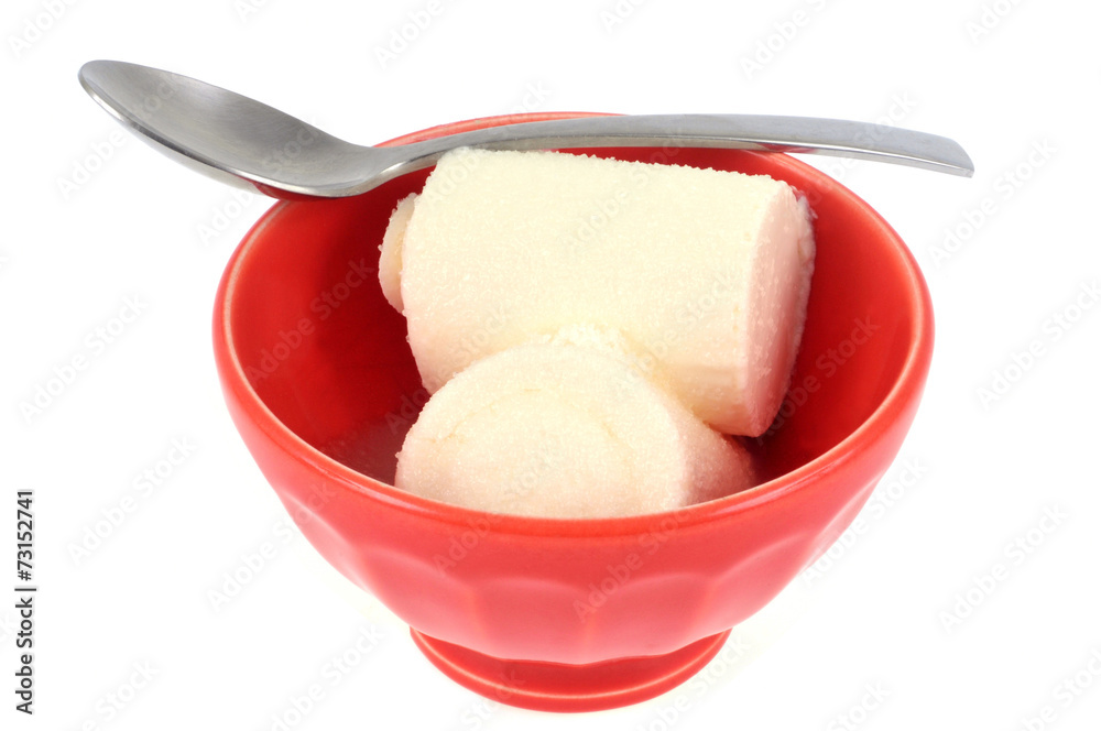 Petits suisses avec du sucre en poudre Petits suisses avec du sucre en poudre