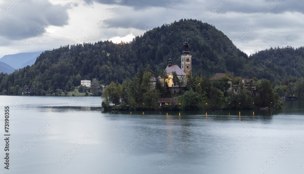 Kościół na jeziorze Bled