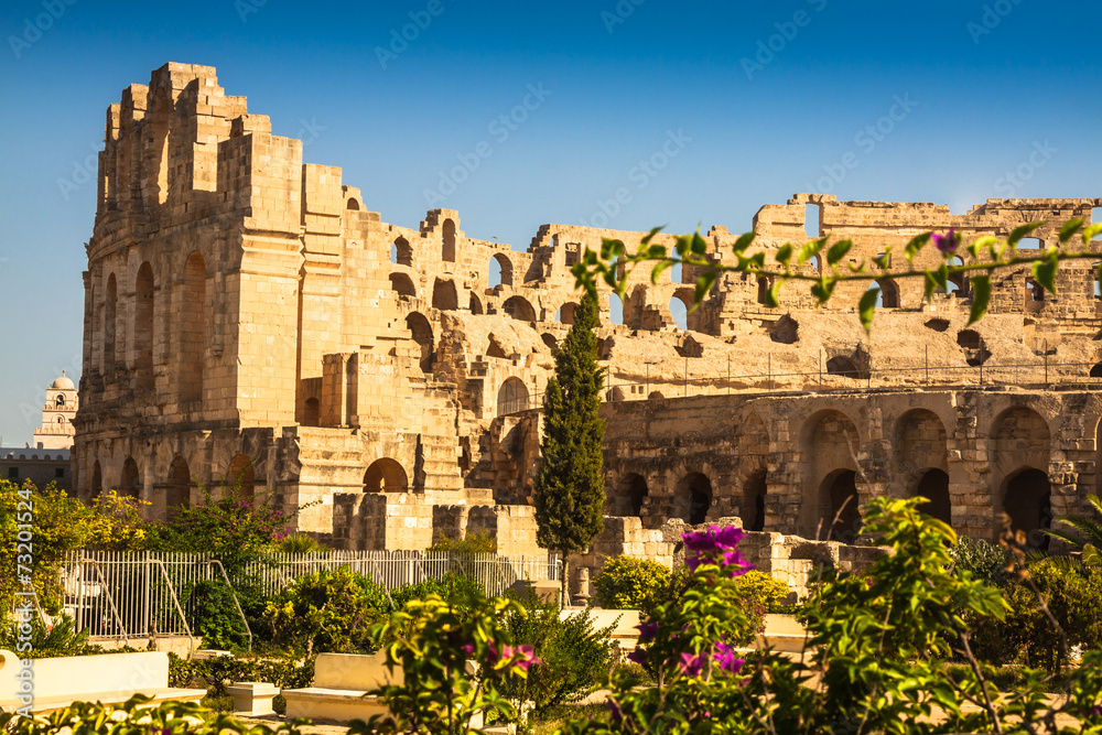 Tunisia. El Jem (ancient Thysdrus). Ruins of the largest colosse