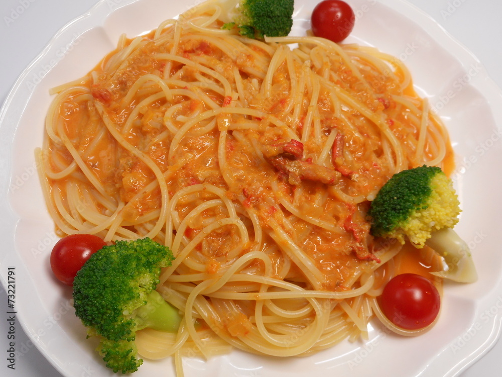 蟹とまとクリームパスタ