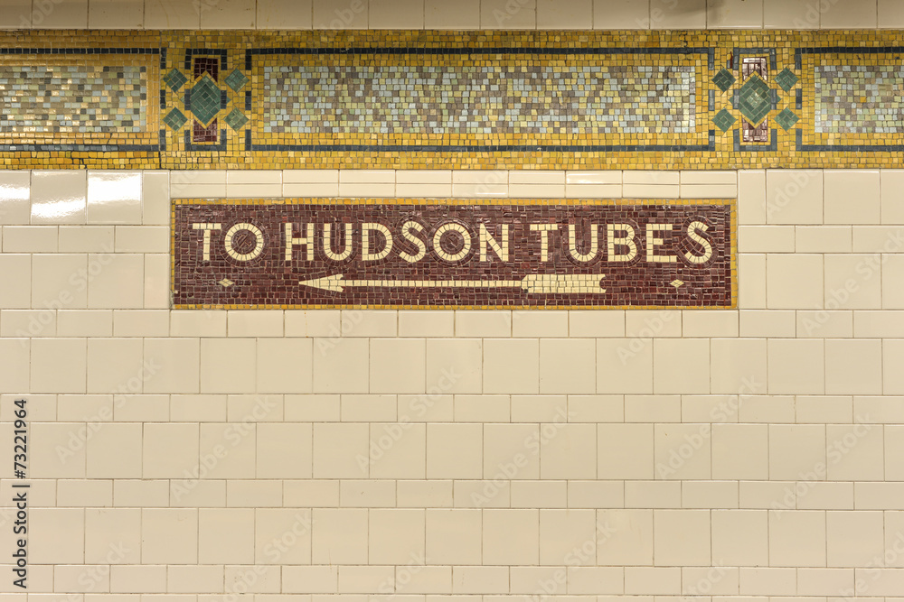 Fototapeta premium Cortlandt Street Subway Station, New York