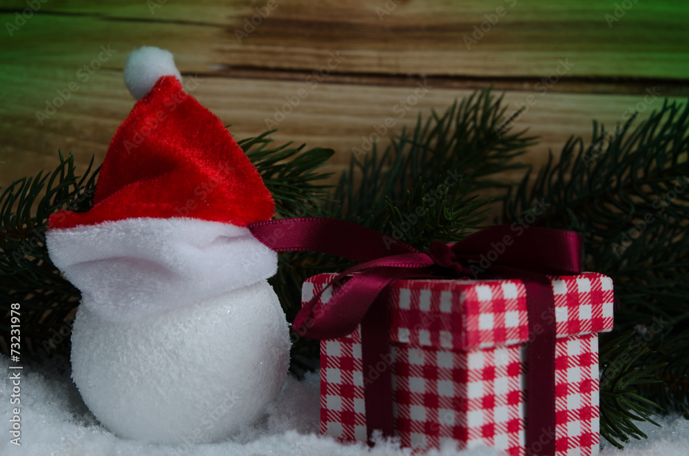 Fototapeta premium Verpacktes Weihnachtsgeschenk