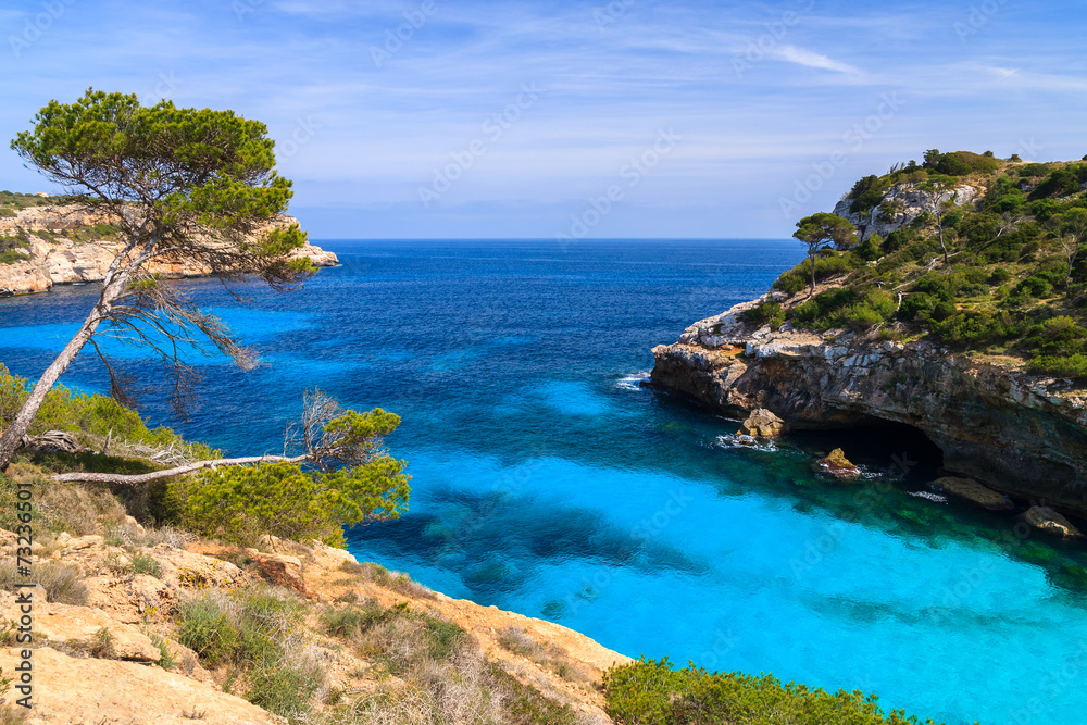 Naklejka premium Beautiful beach azure sea water, Cala des Moro, Majorca island