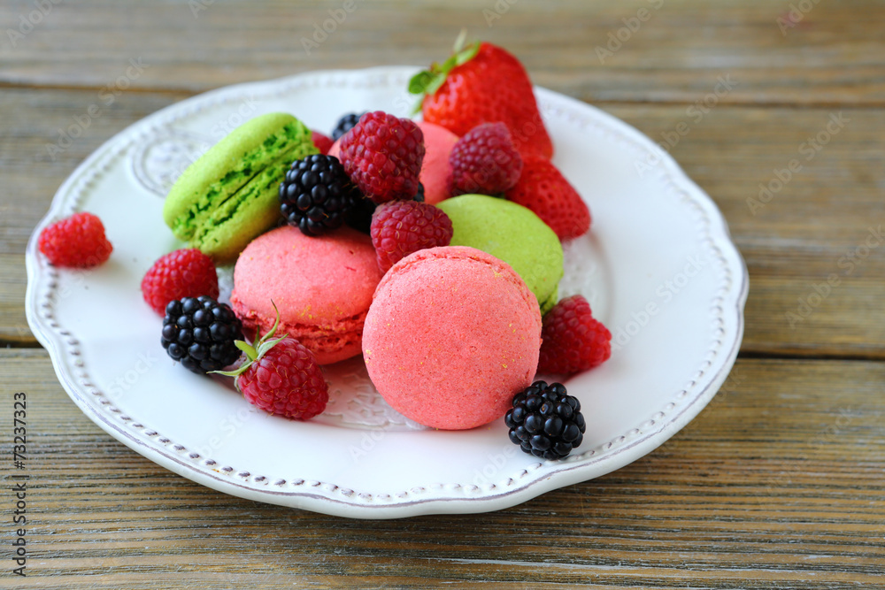 Wild berries with macaroon Wild berries with macaroon