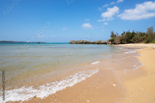 沖縄のビーチ・美留の浜