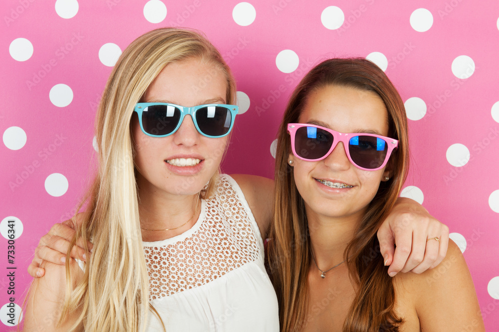 Teen girls summer holidays Teen girls summer holidays