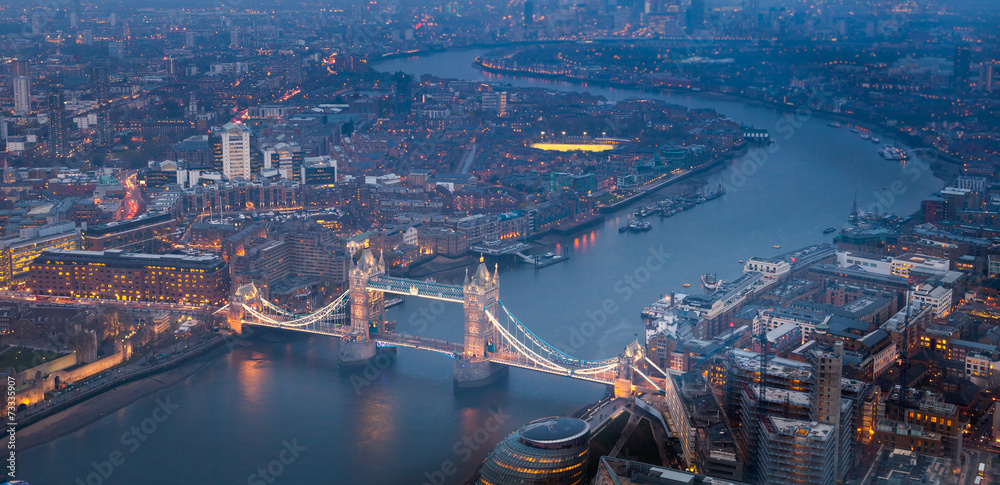 Obraz premium Tower Bridge at sunset & night twilight London, England, UK..