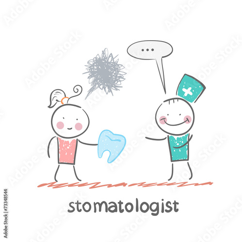stomatologist says to the patient, who is holding a bad tooth