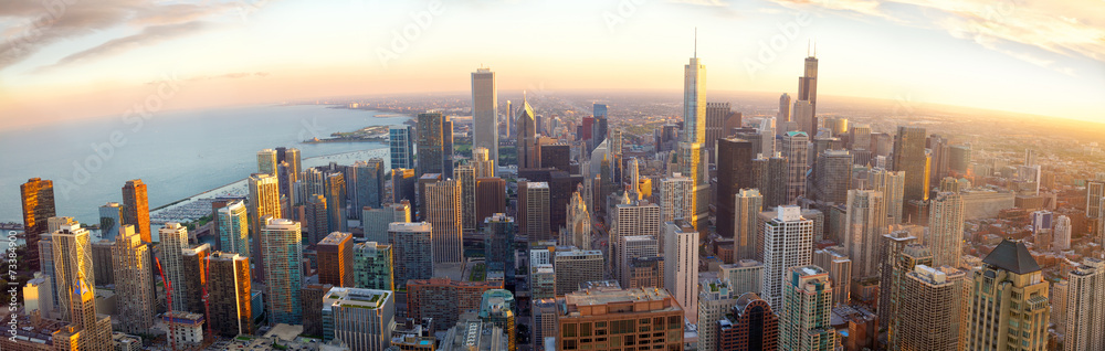 Naklejka premium Powietrzna Chicagowska panorama przy zmierzchem, IL, usa