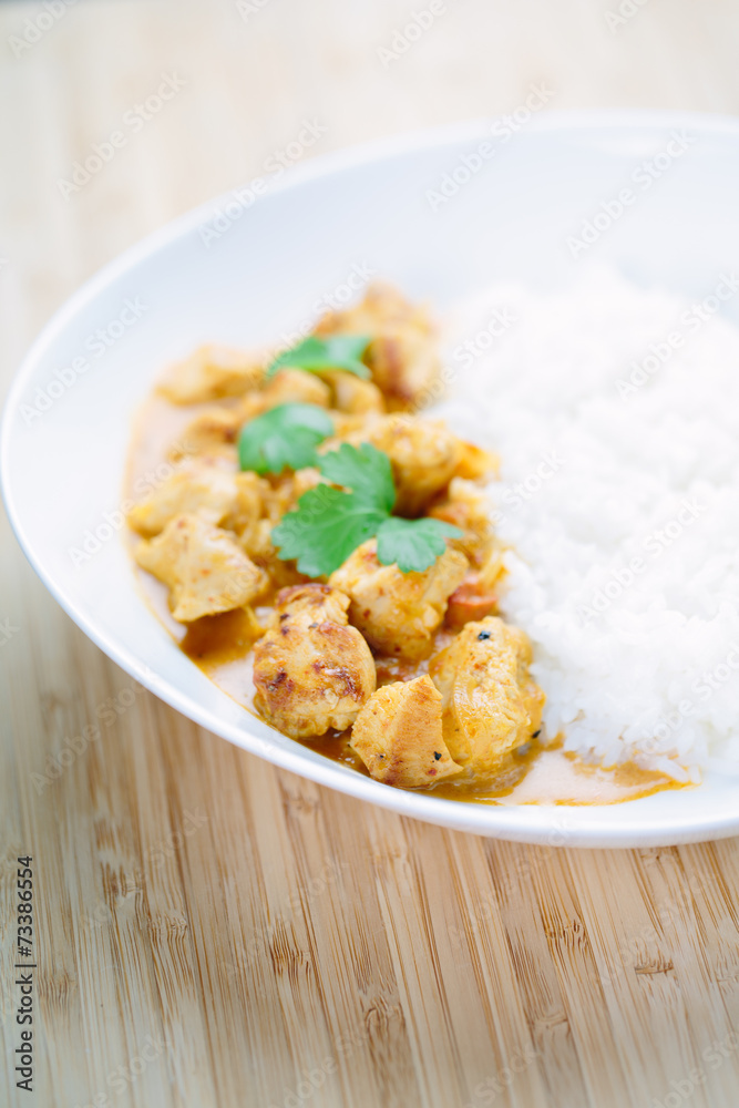 Spicy chicken curry with rice