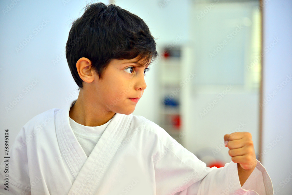 Martial arts kid - obrazy, fototapety, plakaty 