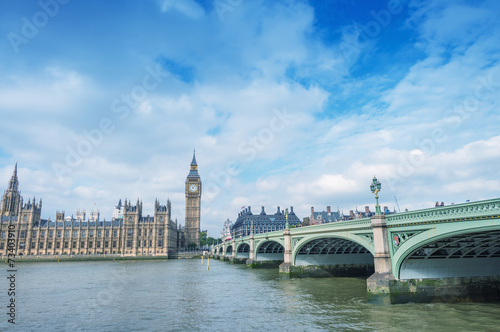 Beautiful view of Westminster Bridge and Big Ben on a sunny day
