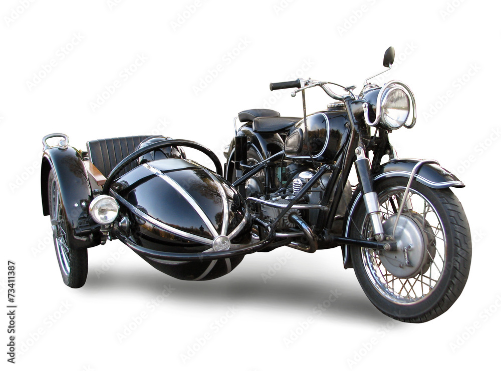 Fototapeta premium Stary motocykl z przyczepą na białym tle nad białym