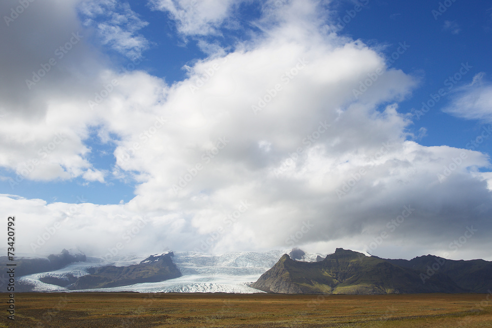 Vatnajokull glacier in Skaftafell National Park, Iceland