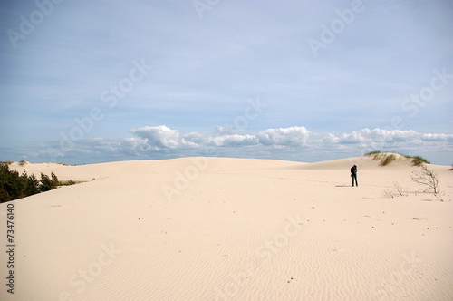 verlassen im Sand © Still & Motion
