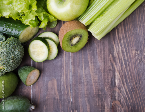 Fruits and vegetables of green color