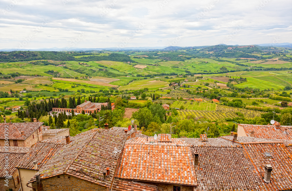 View of Val dOrcia valley in Montepulciano. Tuscany, Italy