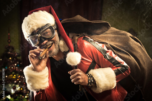 Bad Santa is coming