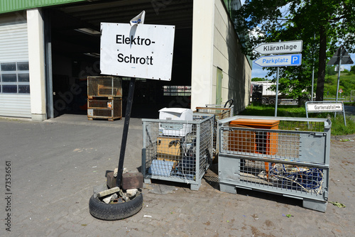 Elektroschrott, Elektronik, Müllhalde, Recycling, Wertstoff photo