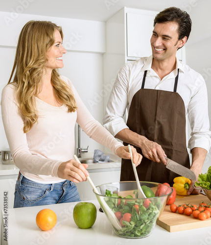Couple preparing a healthy ...