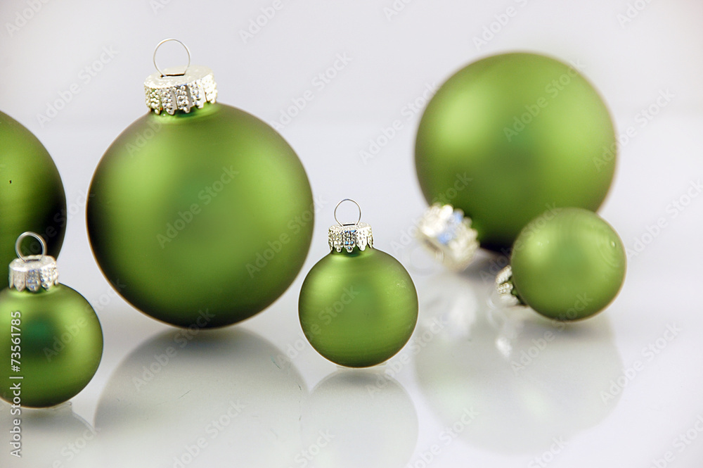 grüne Weihnachtskugeln grüne Weihnachtskugeln