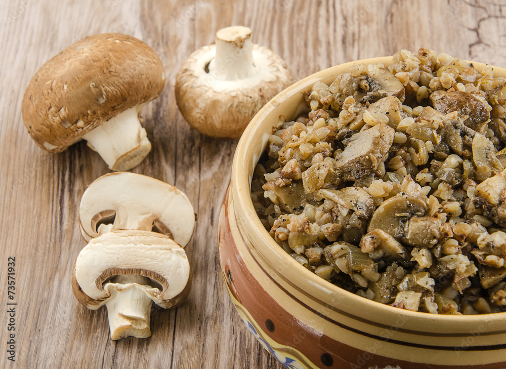 Fototapeta premium buckwheat porridge