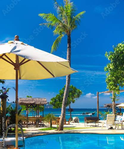 Beach Hotel Paradise Pool