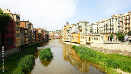 Río Onyar a su paso por Girona