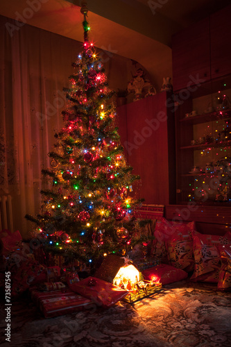 Christmas tree with gifts