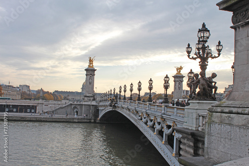 Paris pont Alexandre III © foxytoul