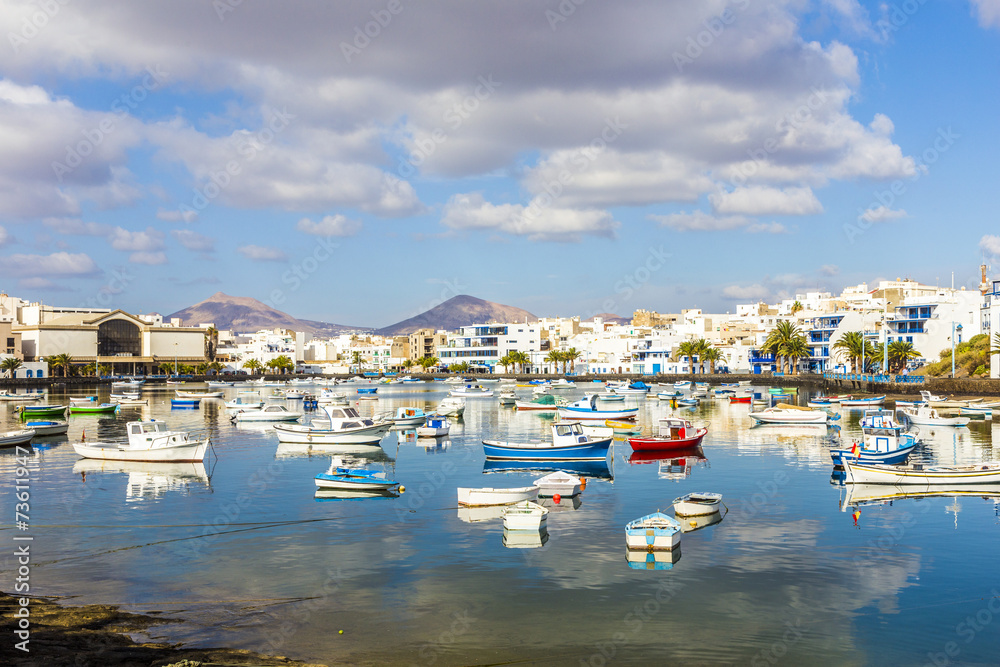 Fototapeta premium Arrecife in Lanzarote Charco de San Gines boats and promenade