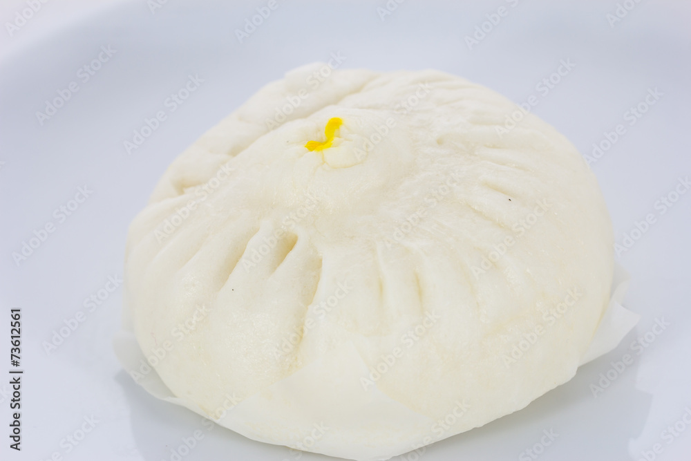 Steamed buns on the plate Steamed buns on the plate