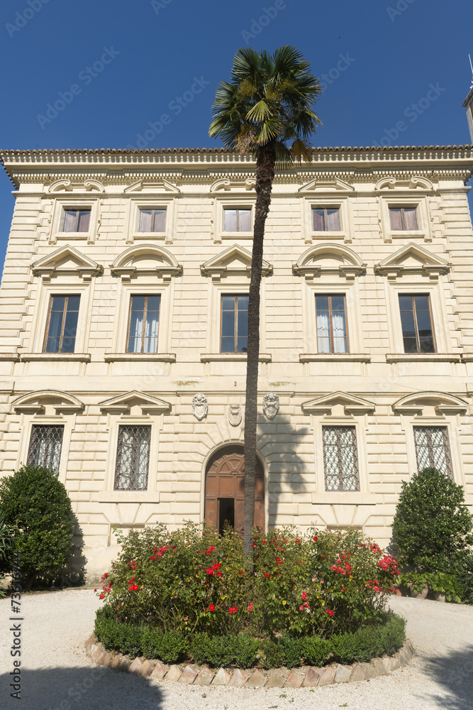 Osimo (Italy): palace