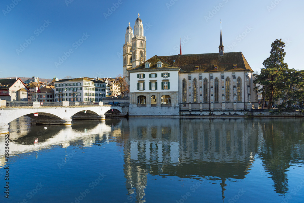 Helmhaus und Münster Zürich
