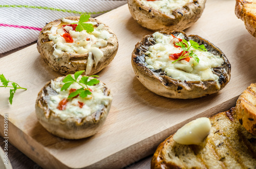 Grilled mushrooms stuffed cheese and chilli