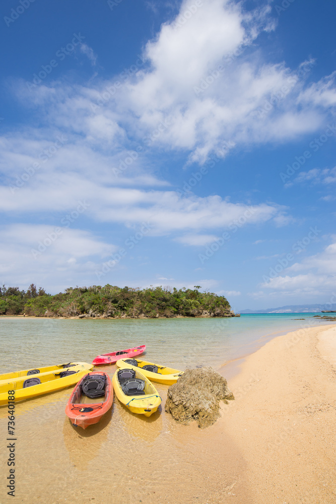 Obraz premium 沖縄のビーチ・瀬良垣の浜