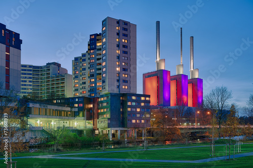 Kraftwerk Hannover Ihmezentrum beleuchtet