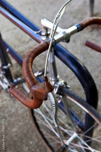 Handlebar covered with leather