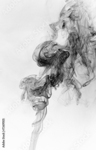 Abstract smoke moves © Vagengeim