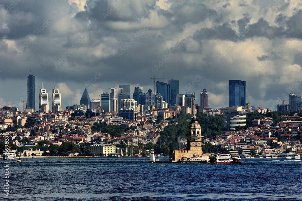 Fototapeta premium Bosphorus - Maiden's or Leandre Tower-Istanbul