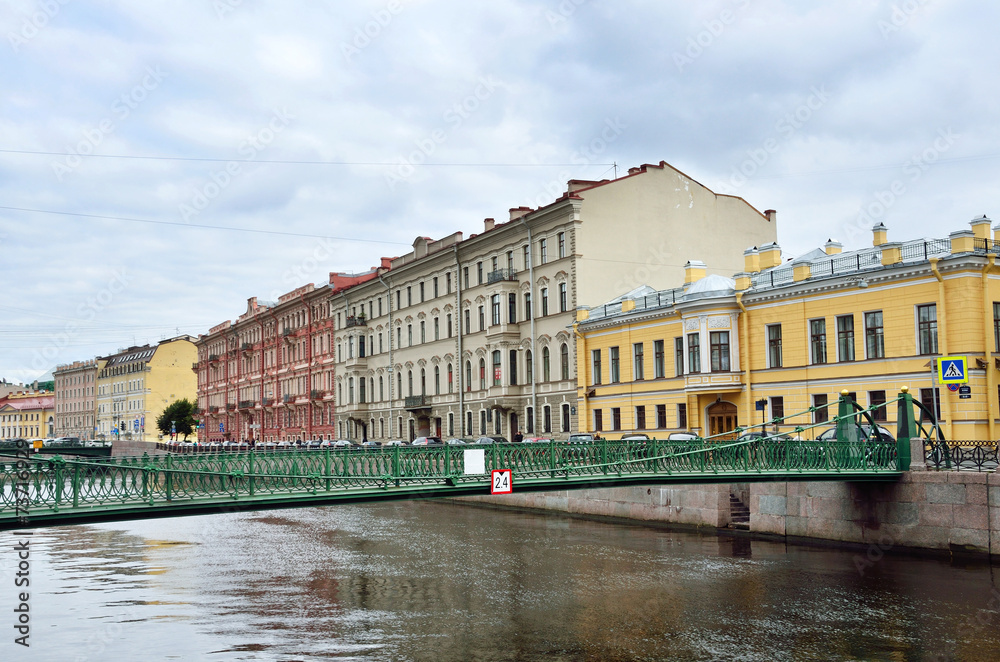 Почтамтский мост в Адмиралтейском районе Санкт-Петербурга