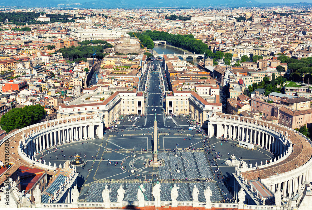  Famous Saint Peter's Square in Vatican 