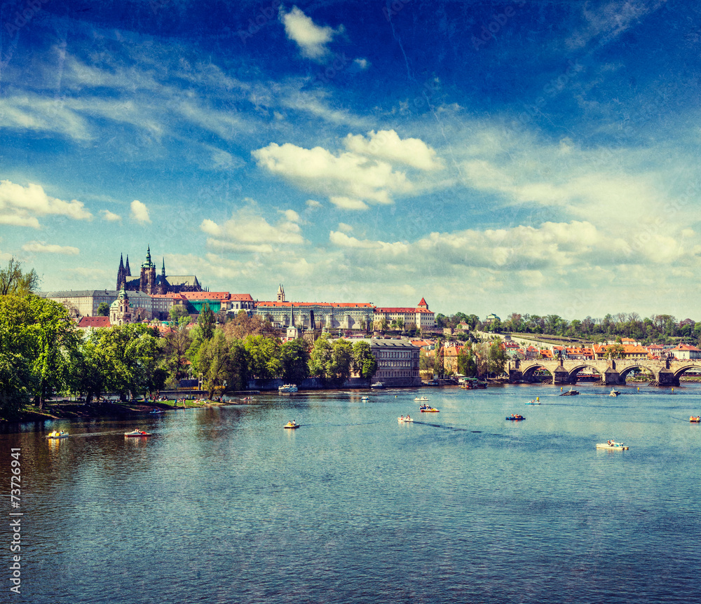 Obraz premium View of Charles bridge over Vltava river and Gradchany (Prague C